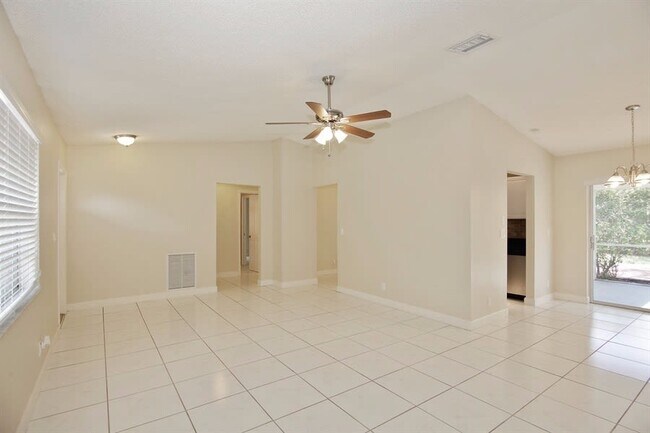 Building Photo - 2735 NW 123rd Ave