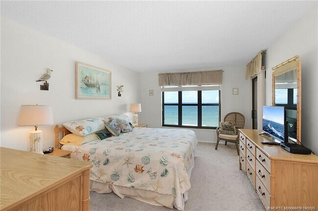 Foto del edificio - 10200 S Ocean Dr