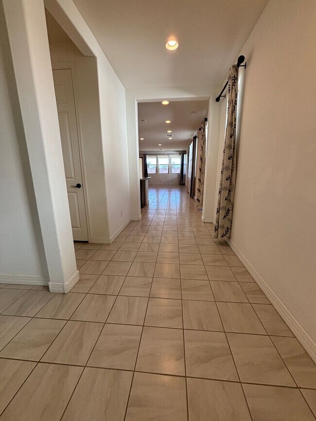 Building Photo - Single Level Queen Creek Home