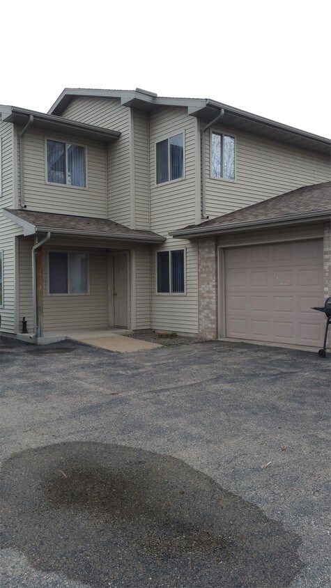 Foto principal - 255 Fuller St