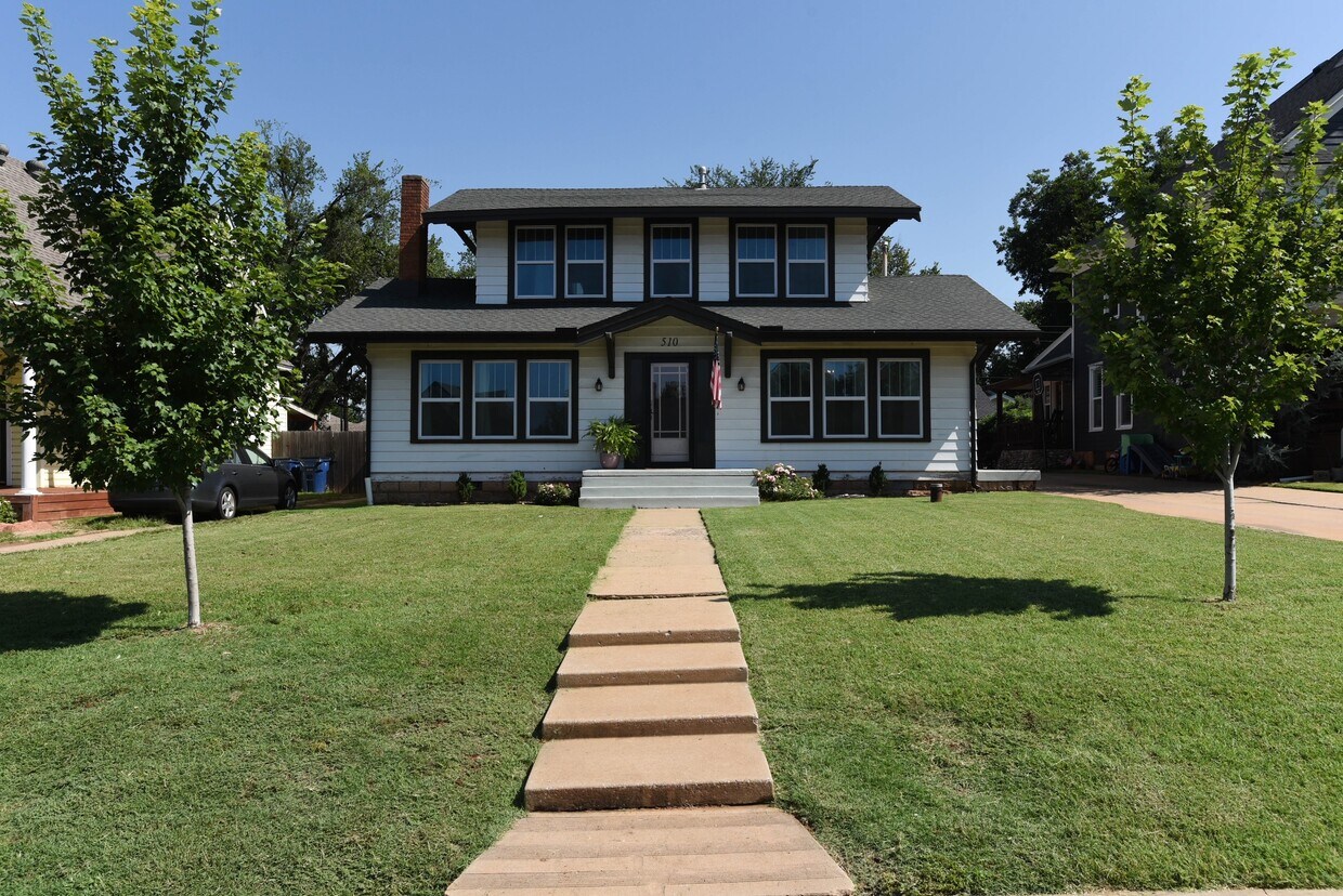 510 E Logan Ave, Guthrie, OK 73044 House Rental in Guthrie, OK