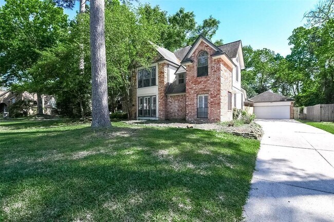 Building Photo - 2807 4 Pines Dr