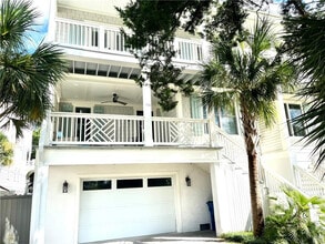 Building Photo - 1548 Ocean Blvd