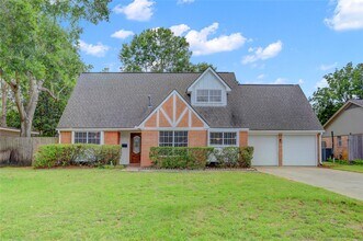 Building Photo - 9631 Fairdale Ln