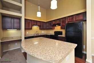 Kitchen - Bella Madera