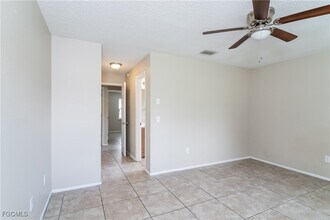 Building Photo - 3421 32nd St SW