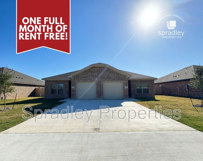 Primary Photo - 207 Juniper Dr
