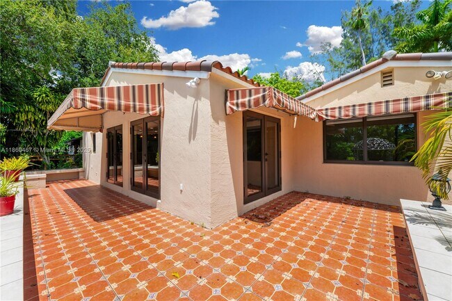 Building Photo - 50 De Leon Dr