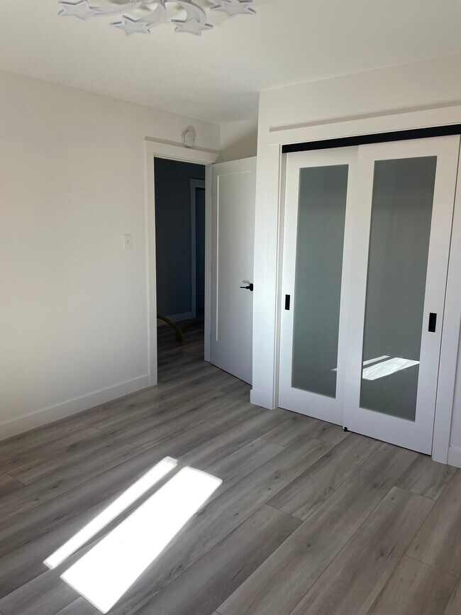 Building Photo - 1166 Ruby St