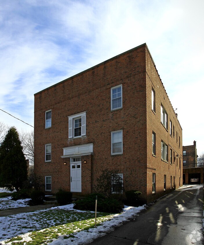 Primary Photo - 2708 Mayfield Building