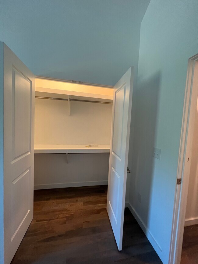 Photo - 907 30th Ave N Apartments