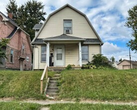 Building Photo - 927 Stillman St