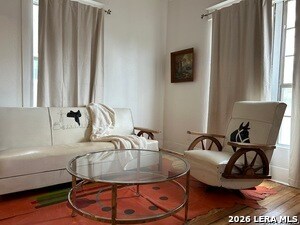 Foto del edificio - 2213 N Flores St