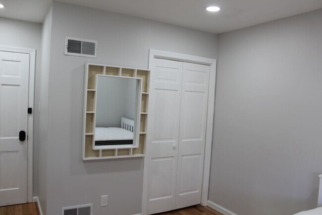 Building Photo - 14013 Gadsen Ct