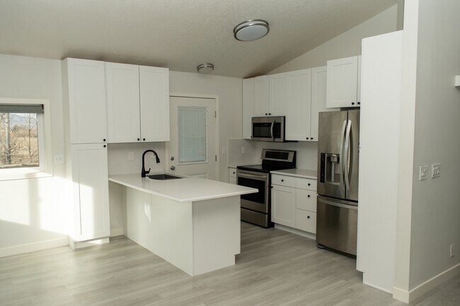 Foto del edificio - 427 S 1200 W