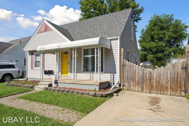 Building Photo - 4 br, 1 bath House - 8252 Ziegler