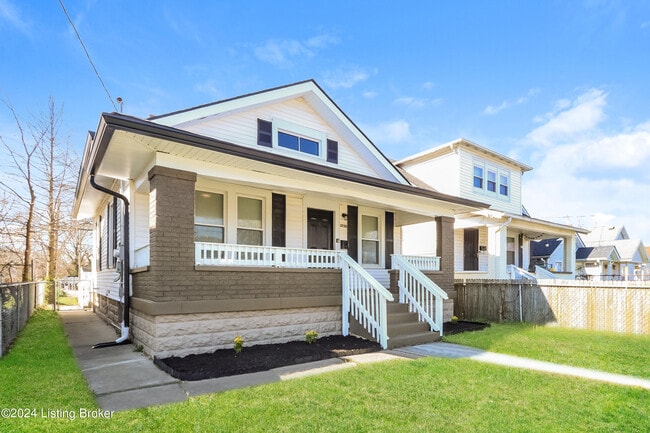 Building Photo - 3732 River Park Dr