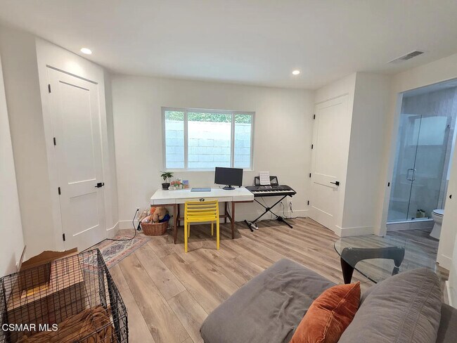 Foto del edificio - 2796 N Dalenhurst Pl