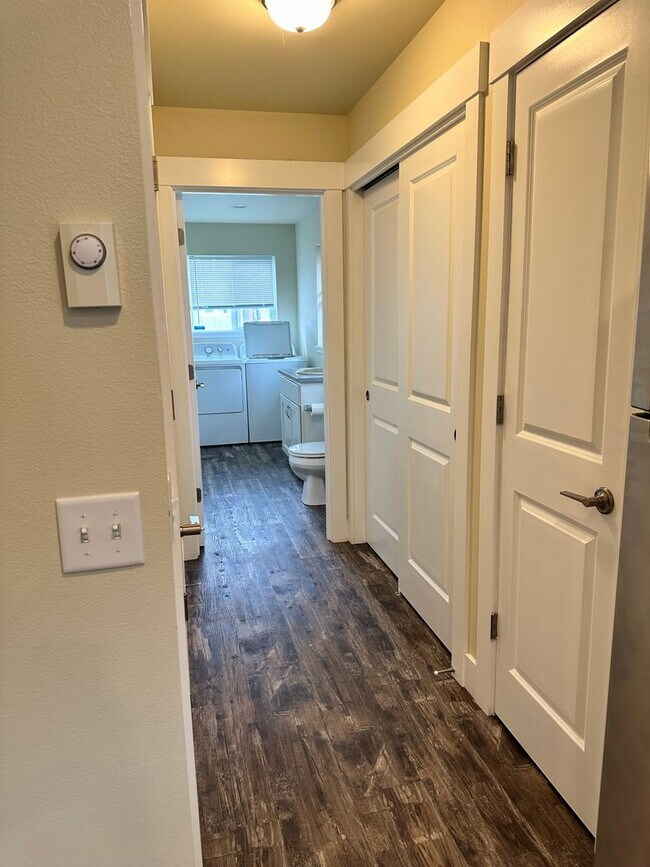 Foto del edificio - 207/209 Morton St