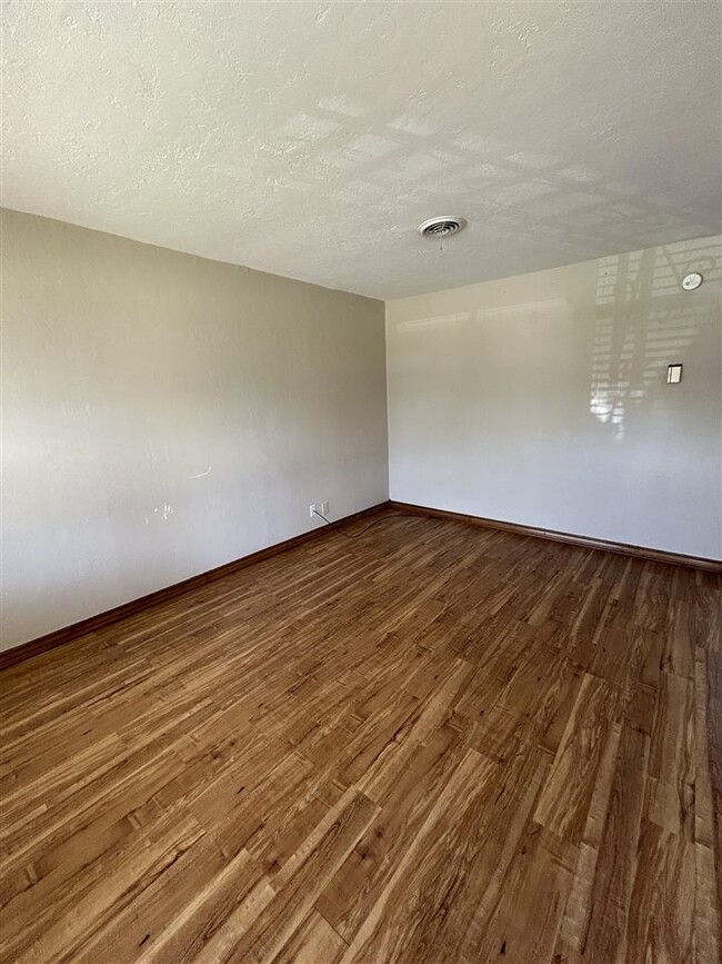 Building Photo - 2311 NW 43rd St