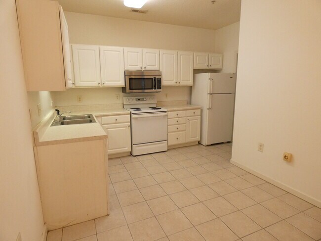 Building Photo - 2500 Friedland Pl