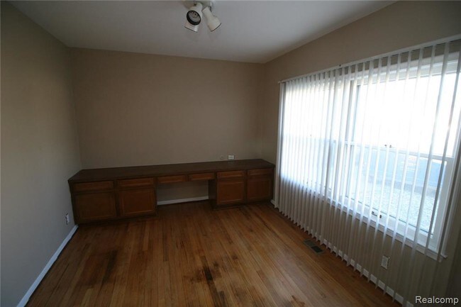 Building Photo - 6865 Alderley Way