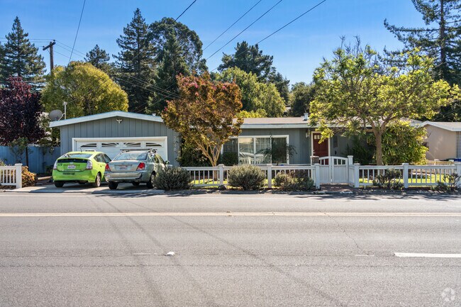 El Sobrante's homes often capitalize on the town's stunning natural surroundings.
