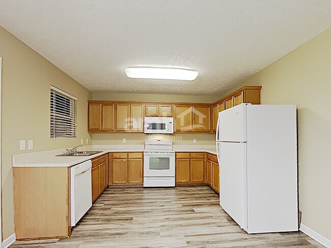 Building Photo - 1410 Dublin Ct