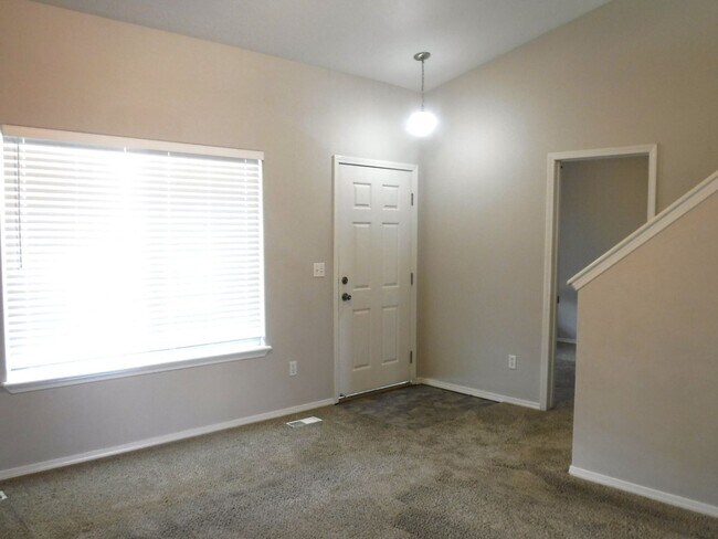 Foto del edificio - Charming Meridian home with 3 bed 2.5 bath and an office. Located in the Trailway Park Subdivisio...