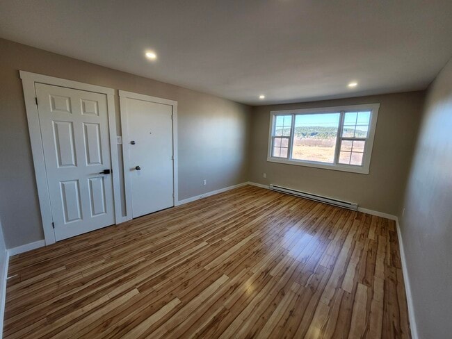 Building Photo - 116 Golden Grove Rd
