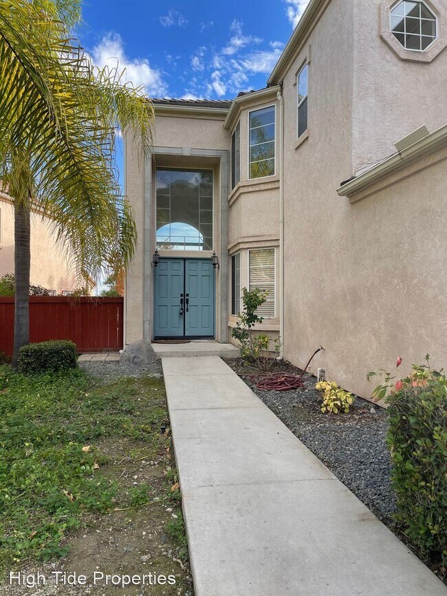 Building Photo - 4 br, 3 bath House - 2219 View Crest Gln