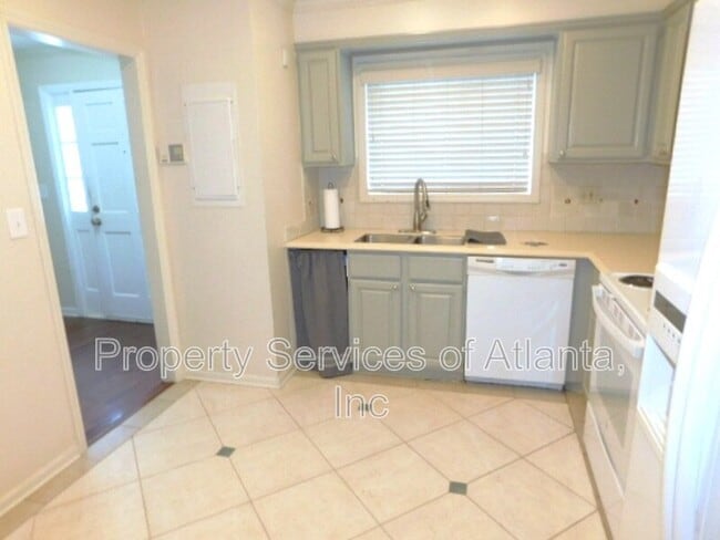 Foto del edificio - 1245 S Ponce De Leon Ave NE