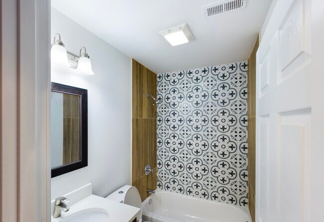 Foto del edificio - 55 N Latrobe Ave