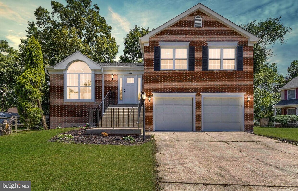 Primary Photo - 5614 Wahoo Ct