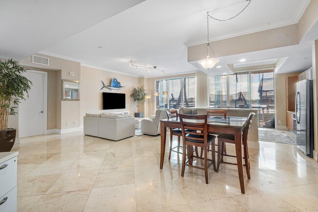 Foto del edificio - 2640 Lake Shore Dr