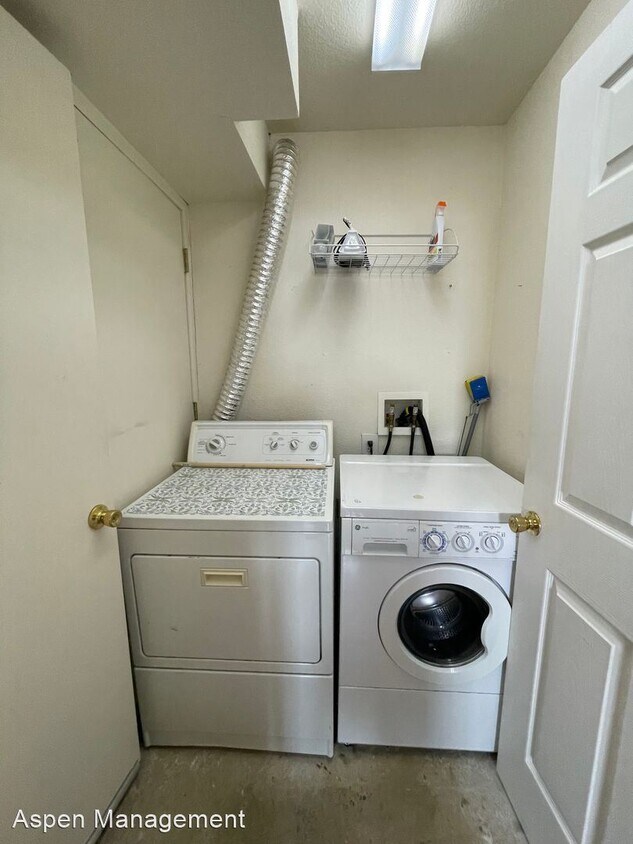 Building Photo - 2 br, 1 bath House - 12115 Emerald Lane - 1