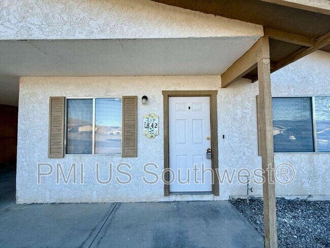 Foto del edificio - 1842 Gem St