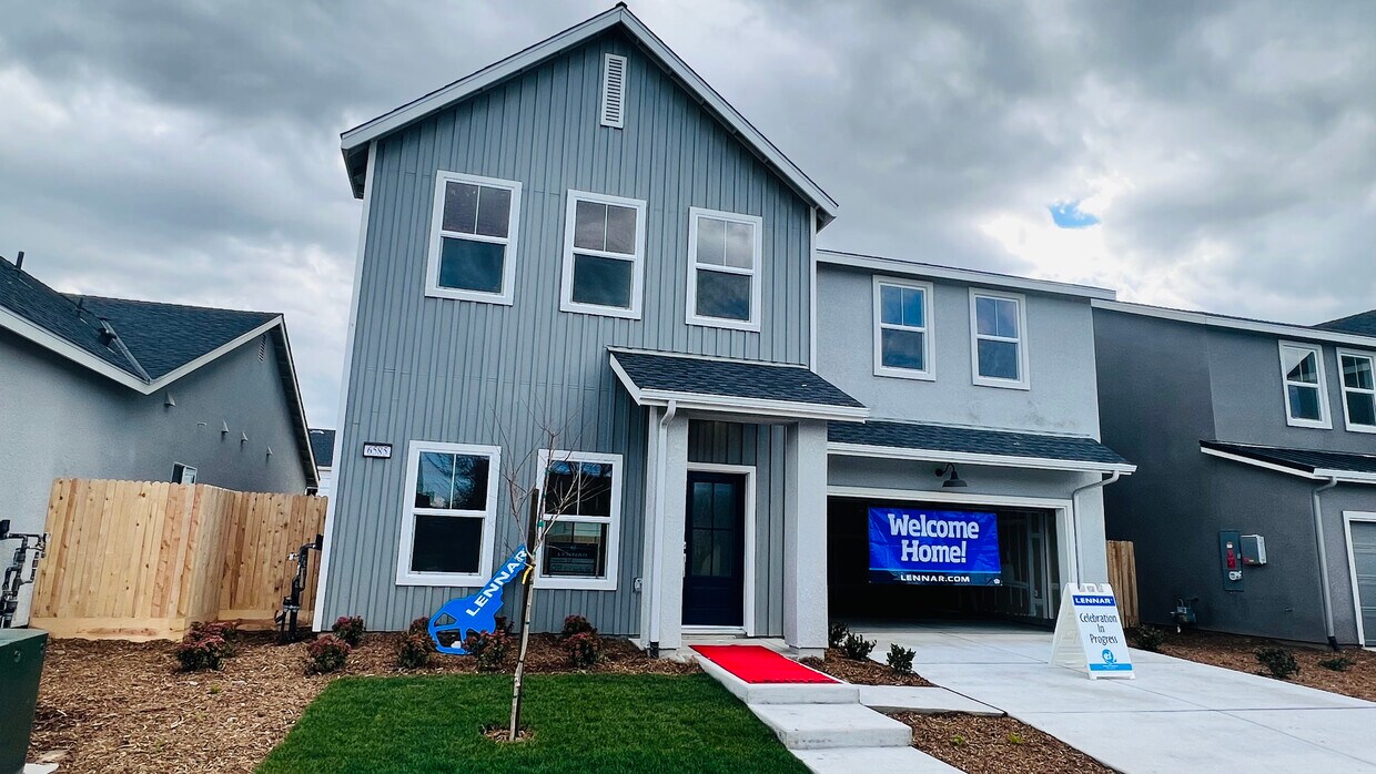 Foto principal - 6585 E Liberty Ave