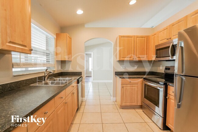 Building Photo - 4129 Jacaranda Pkwy W