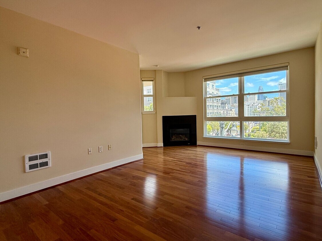 Primary Photo - Beautiful 2 bedroom, 2 bath condo for rent...