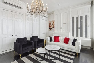 Building Photo - 508 Chartres St