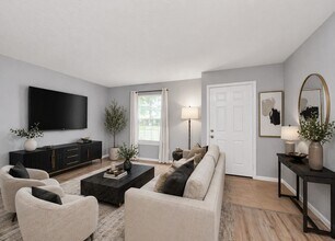 Building Photo - 10654 Hazelhurst Dr