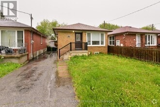 Building Photo - 100 Linden Ave
