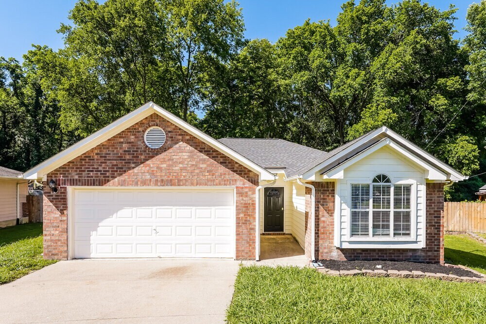 Foto principal - 416 Barkley Ct
