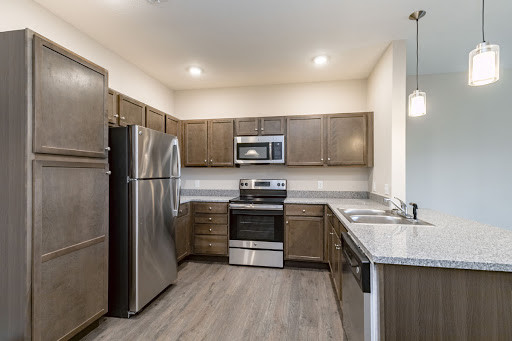 ¡Cocinas grandes! - Blackhawk Apartment Homes