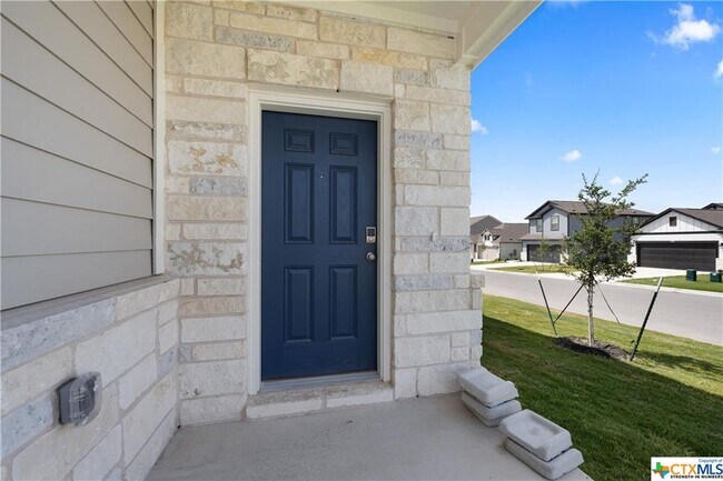 Building Photo - 100 Drifter Ln
