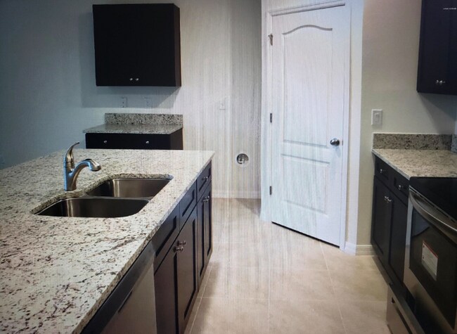 Foto del edificio - 5343 Sandpine Haven Ln
