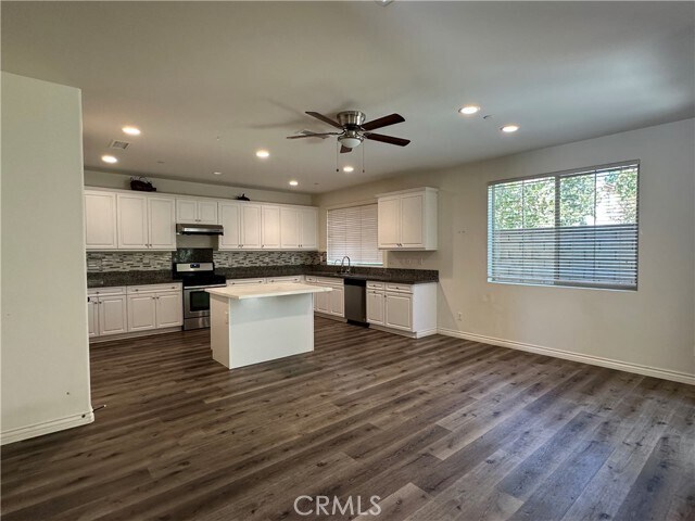 Foto del edificio - 3903 Merryvale Way