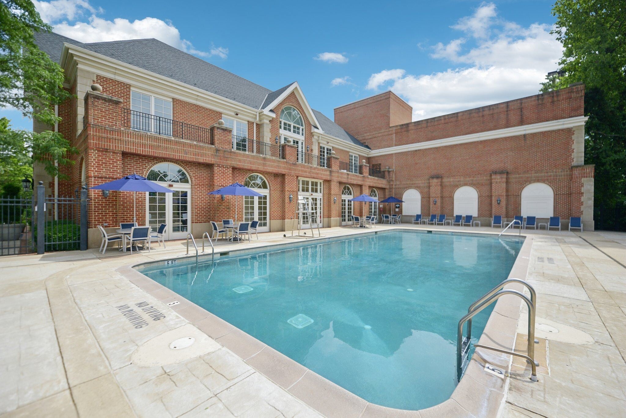 The Park at Arlington Ridge — Arlington, VA