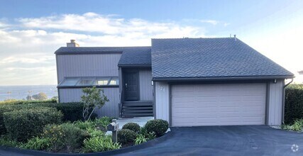 Building Photo - 330 Oceano Ave